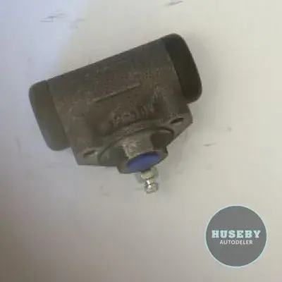 Wheel brake cylinder rear 15,7mm Fiat 500 126