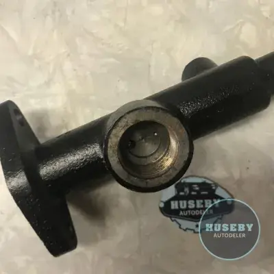 Brake master cylinder Opel Kadett B drum brakes in front. ch 1550217-2856999 single circut
