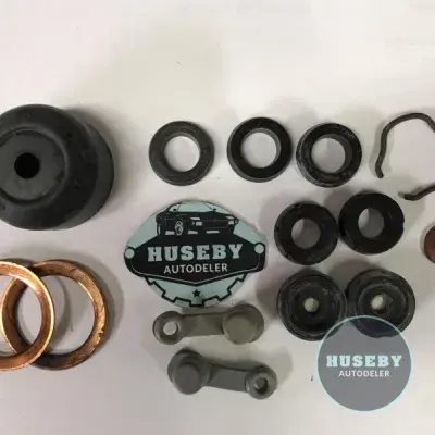 Brake master cylinder repair kit Datsun 1200 B110