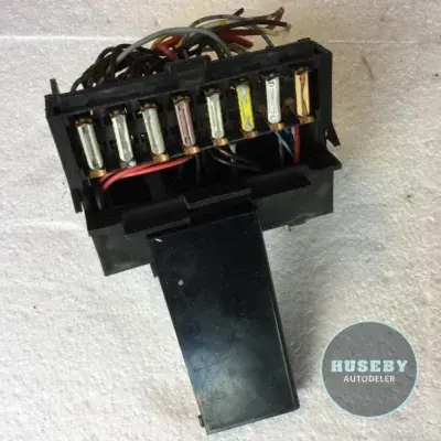 Fusebox Rekord Commodore USED