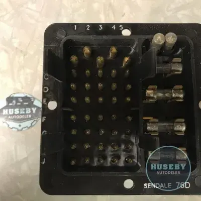 Fuse Box Vauxhall Viva HC Firenza Victor FE 8838656
