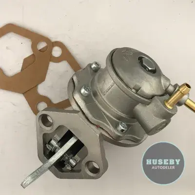 Datsun Cherry E10 F10 1,0  1970 - 1982 17010-M0127 17010-M0128 17010-M7725