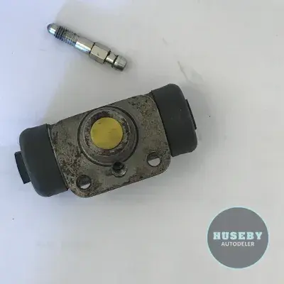15,87mm Audi 100 C1 
